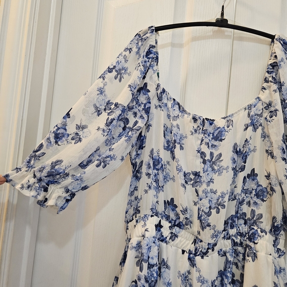 Trixxi Floral Romper – Size XL – Blue & White Boho Style - Picture 7 of 9